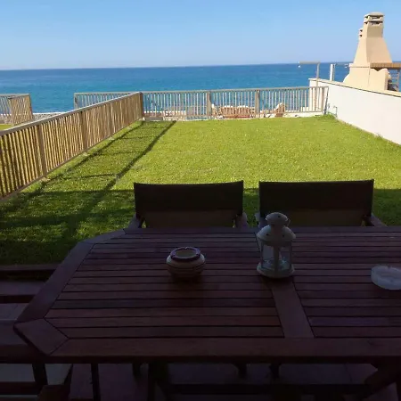 Dip In The Blue - 2 Hébergement de vacances *