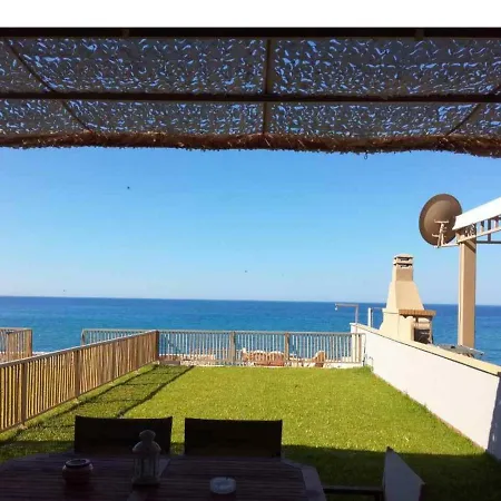 Dip In The Blue - 2 Holiday home